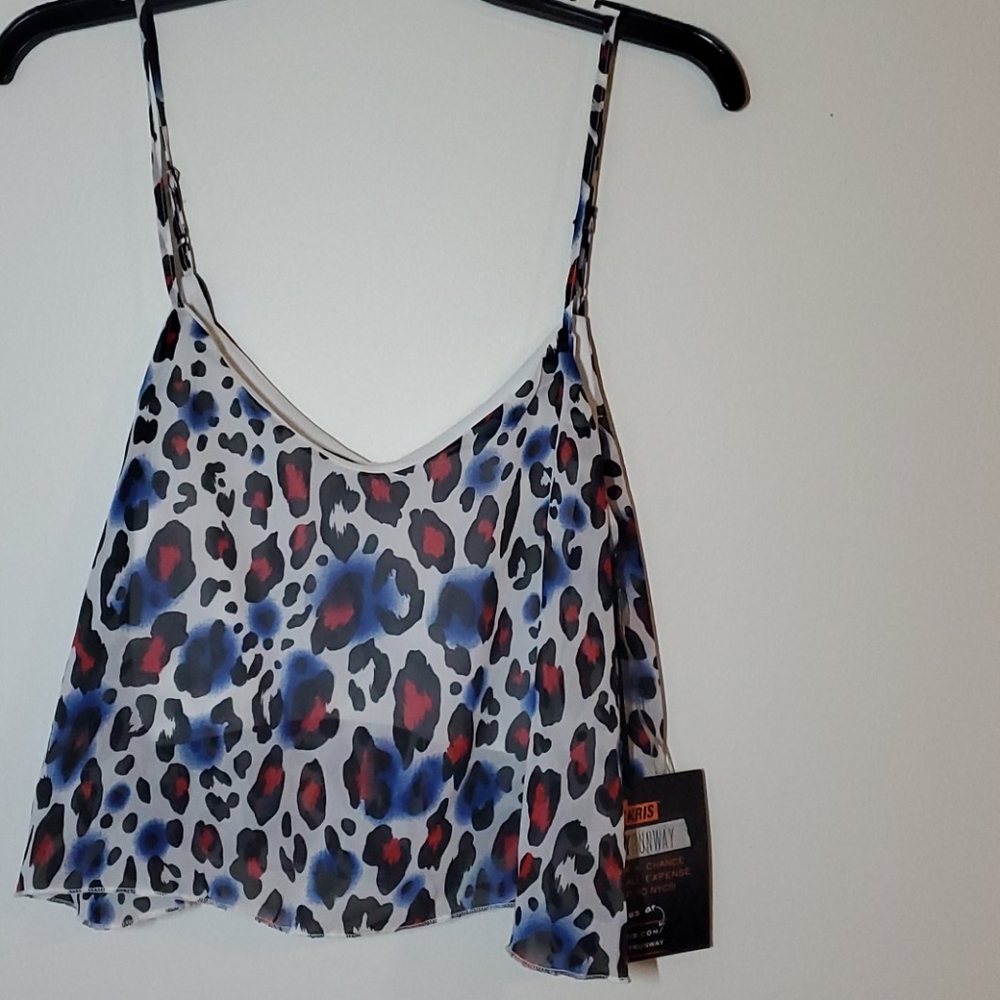 Ali & Kris Cropped Top. Sz. M